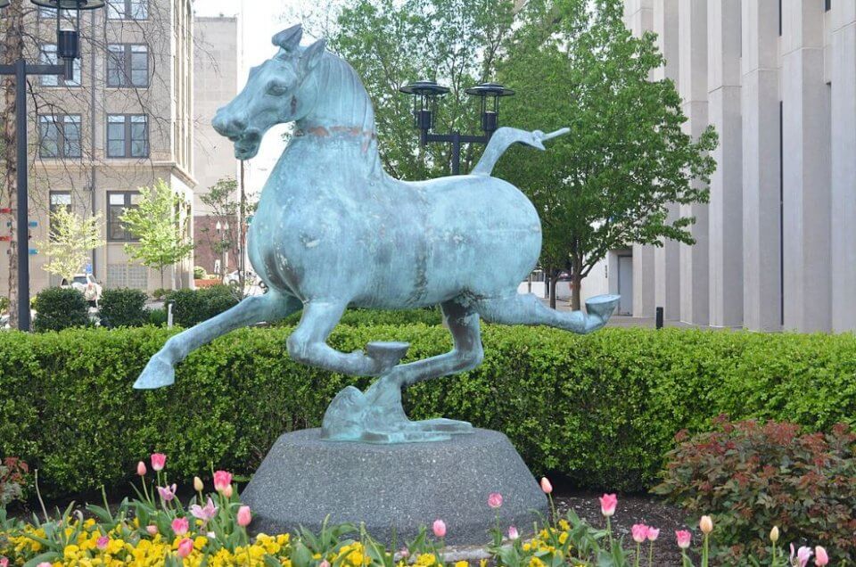 statue of the flying horse of Gansu located in Lexington Kentucky